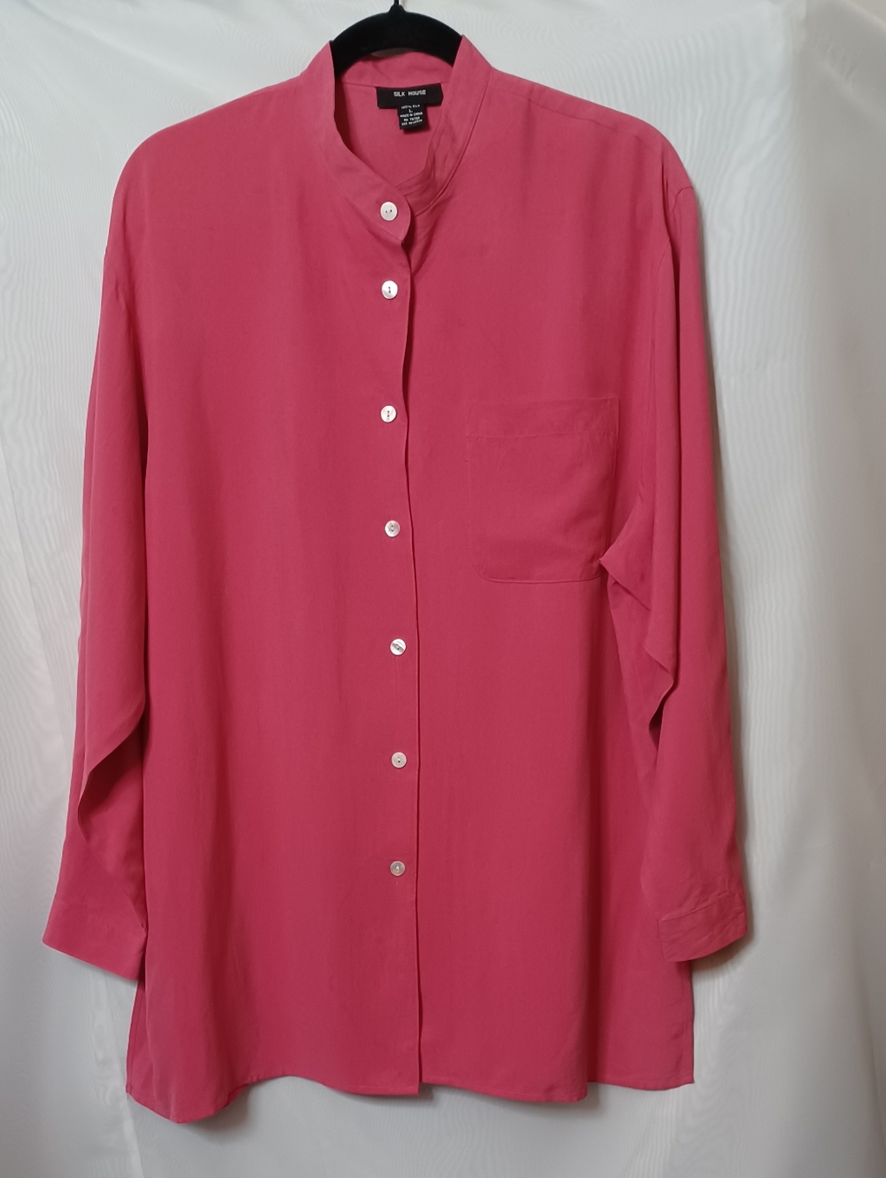 Silk House Women's Hot Pink Button-Front Blouse. Size L